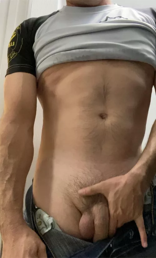 [43] who wants to take it the rest of the way out? by Cbombs14