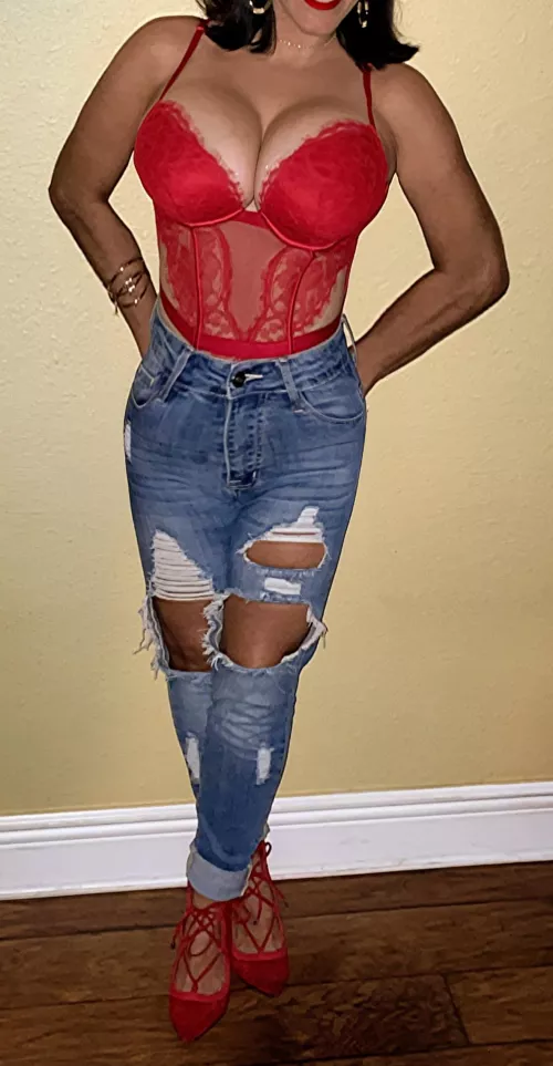 44 mom of 4❤️. Come chat with us. by Upset-Ad5137