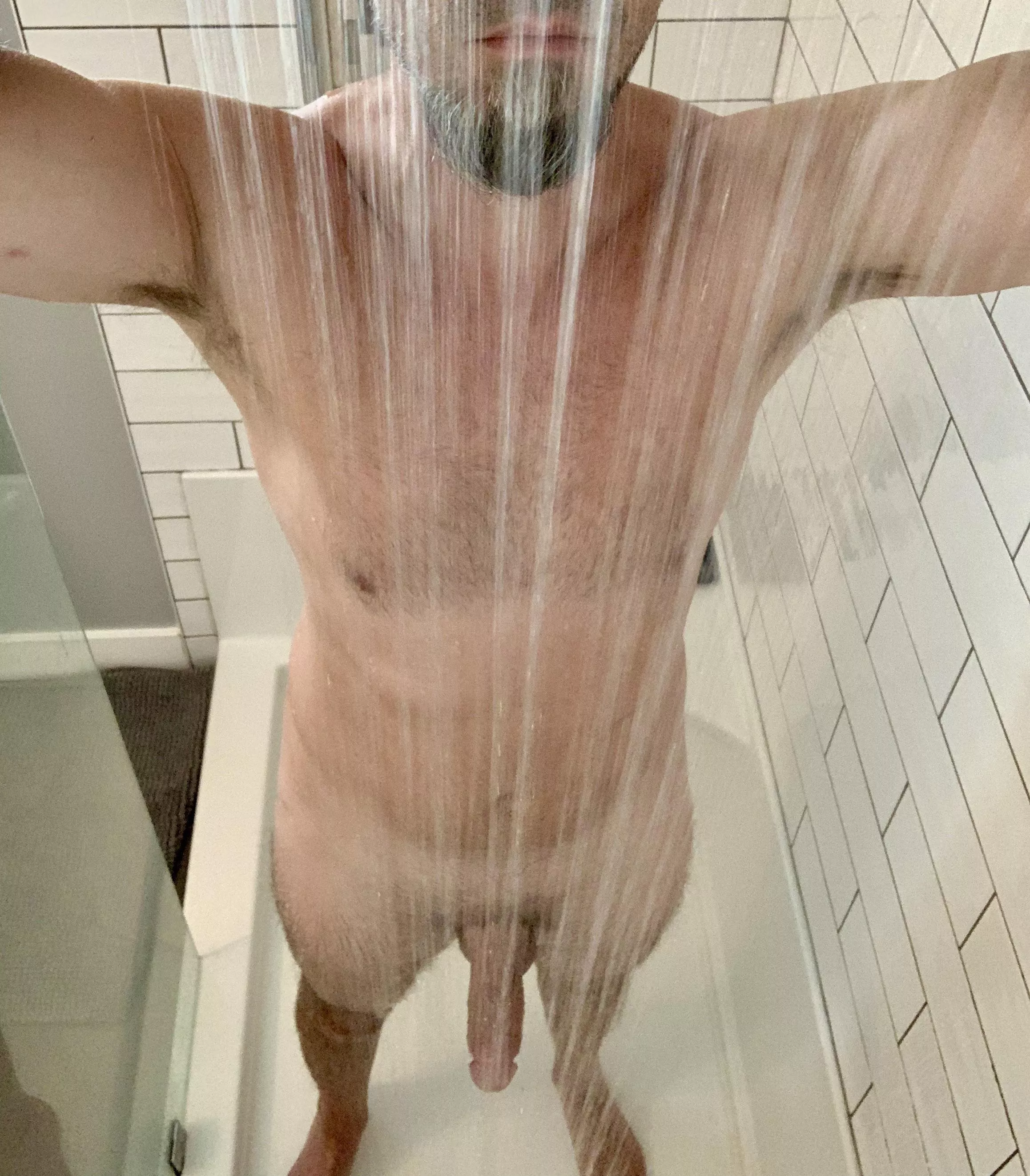 (45) If you scrub my back I’ll Scrub yours 😊 posted by SuperDuperDadBod