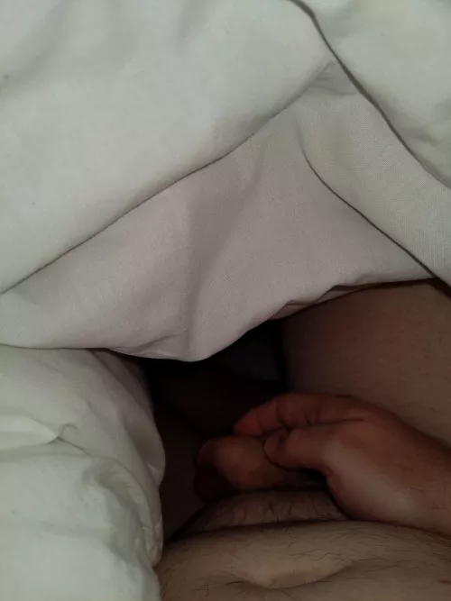 [48] bed time by SurleyOil