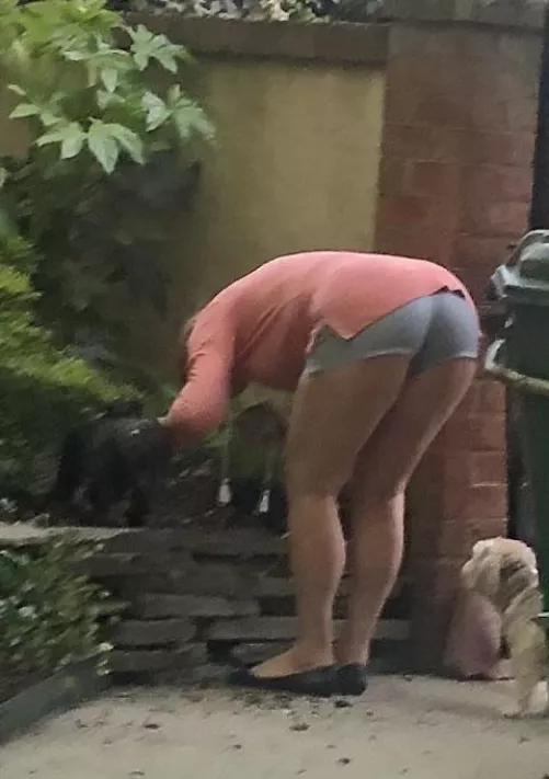 48 year old wife still rocking an amazing ass by bentleyjb