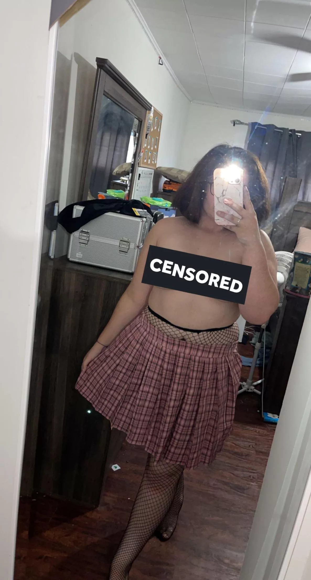 $5 a month for DAILY sexy content🥵😏 sexual messages , *sexting sessions* , NO PPV , You pay ONCE a month & if you’re active you get a discount. First 10 get 3 days free💦🤤 posted by Glittering_Skin8815