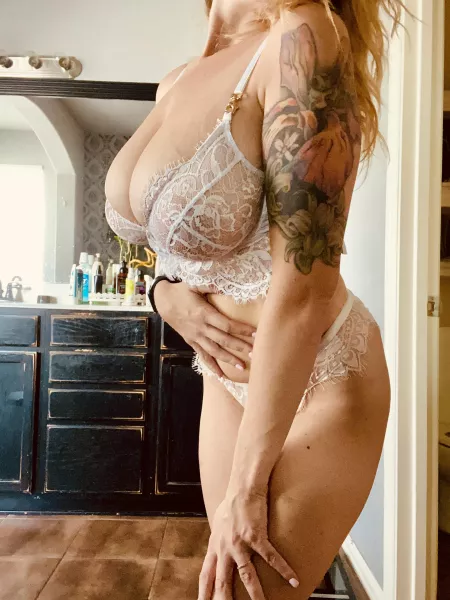 5’ and stacked? Do you like? by ntxhotwifey