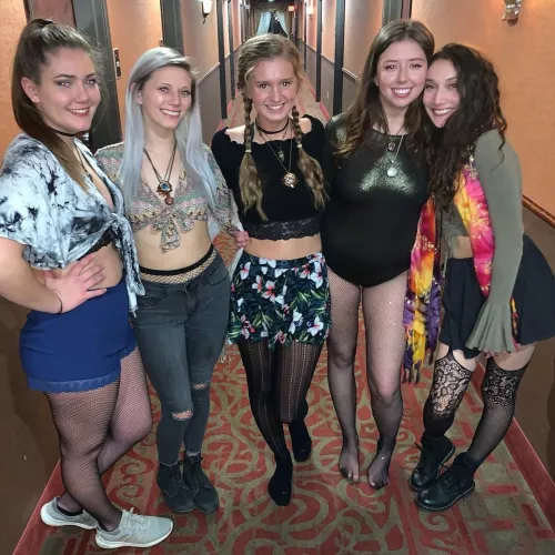 [5] Pick your favorite girl by bigshotsforher