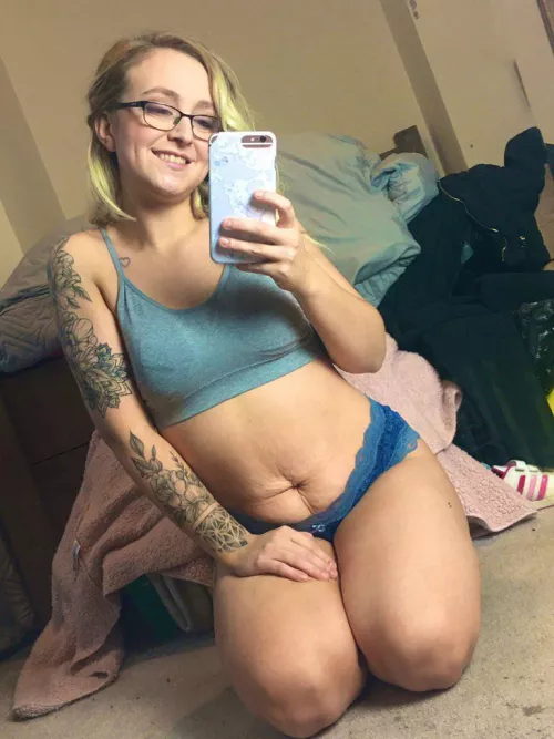 50% off!! 😜 No PPV! 🔥 Blonde Tatted 5’1 😋 Daily Uploads, Vid & Pics! 🥵 Free Chat x by Asterope_Star