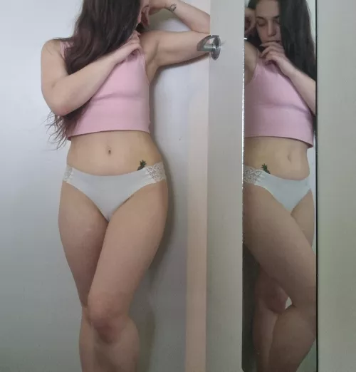 50%OFF! ⭐Almost daily uploads🌙Showers, getting changed and nude cleaning content ⭐Golden Showers🌙SPINtheWHEEL available daily ⭐Interactive & artsy 🌙5'4 & adorable. by tipsygypsy96