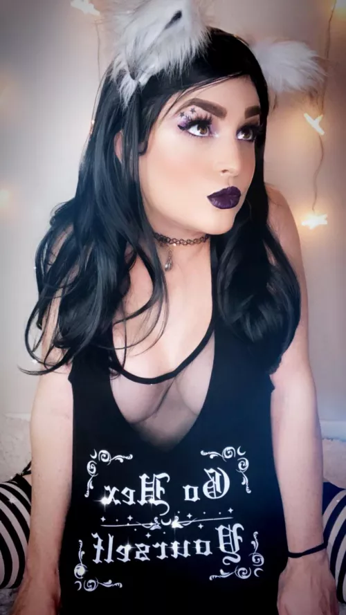 🖤 5’1” ⛓ Sub 💖 No ads ✨ No PPV 💜 Rarely mass message 😻 I don’t reshare or promote often 🎀 It’s just me waiting for you, Sir. by hoemalonex