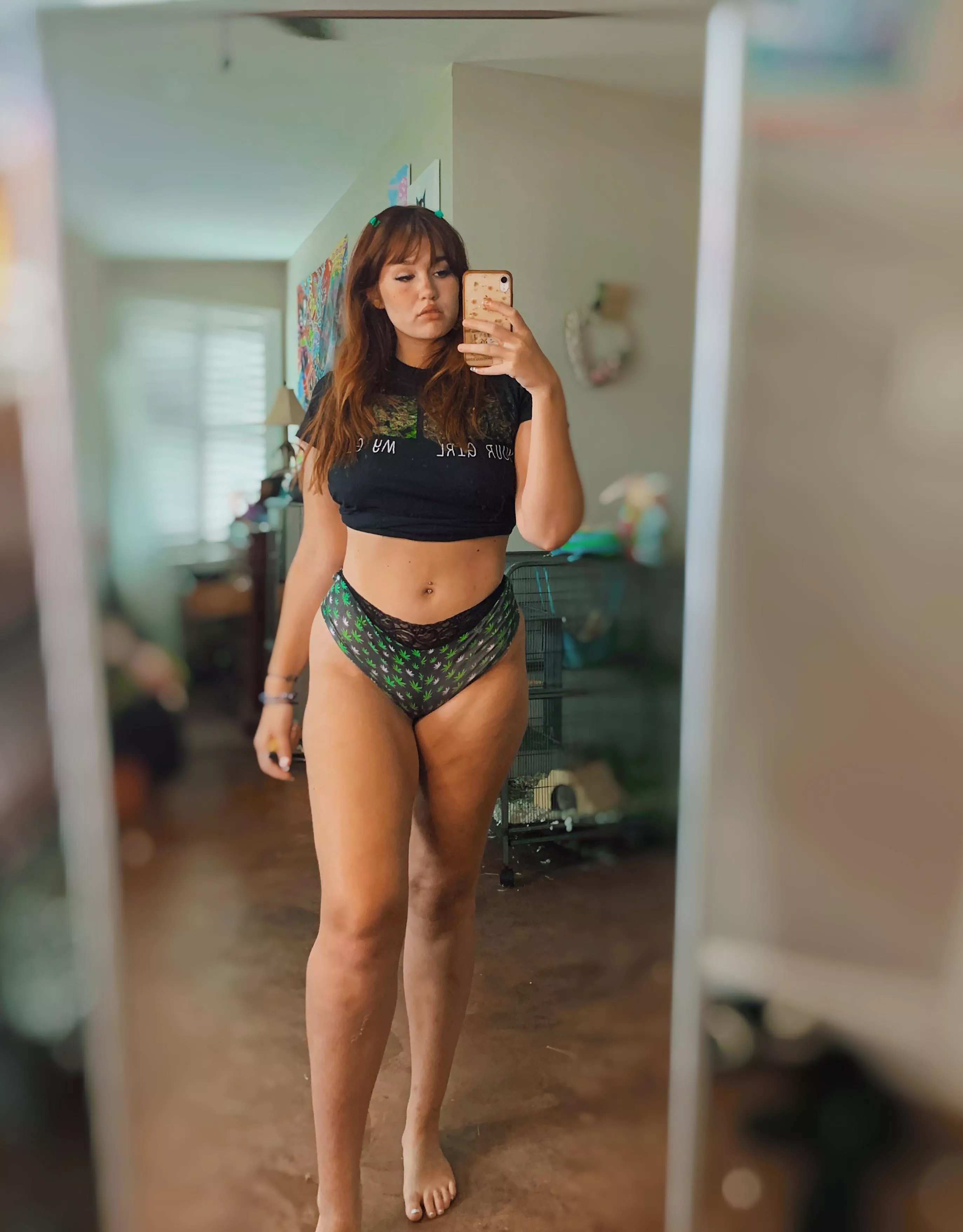 5’11 [f] you think you could handle me? posted by hunnyevee