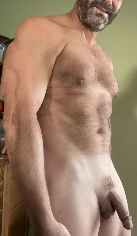 (52), how’s your Friday going? by keyman22