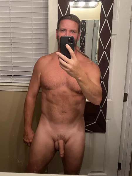 (52), I see you staring at me by keyman22