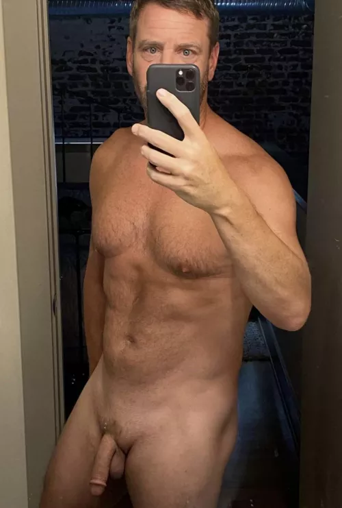 (52), just wanted to say hi by keyman22