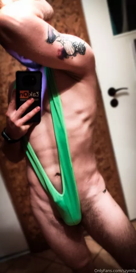 5'4'', 18yo; come and take me <3 by szymib