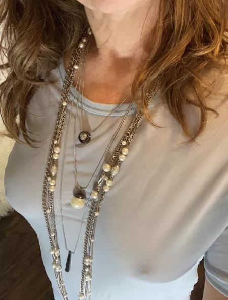 54yo mil(f). Happy titty Tuesday by Lynnzertart1
