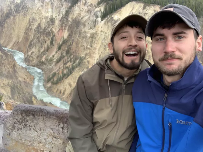 5’6 and 6’4. Who’s the top and who’s the bottom? by KingCompton