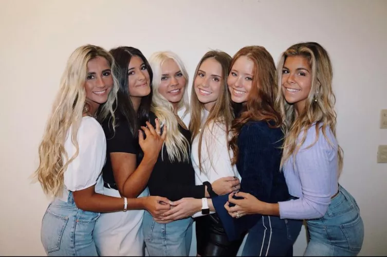 [6] friends for life by 10daysaway