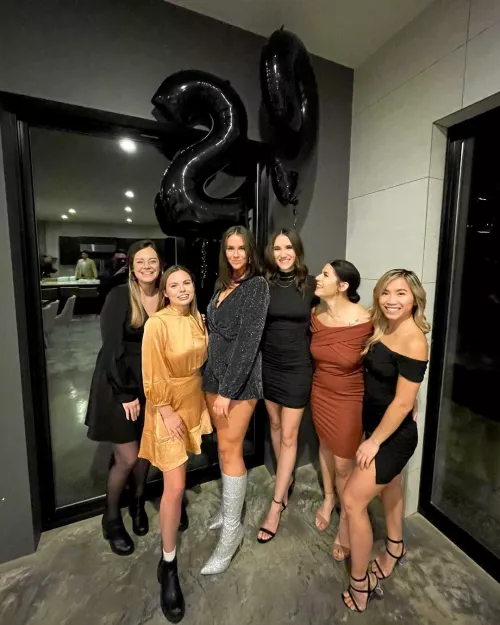 [6] Who's your favorite? by lethalfruit