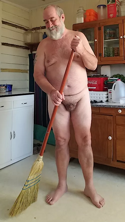 [60] Love Doing My Housekeeping in the Nude by LittleWillyDaddyBear