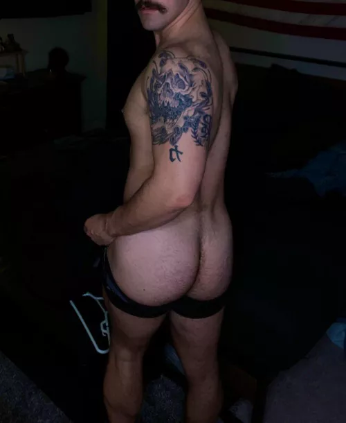 6’1 215lbs with a Dump truck by brunetteboyof