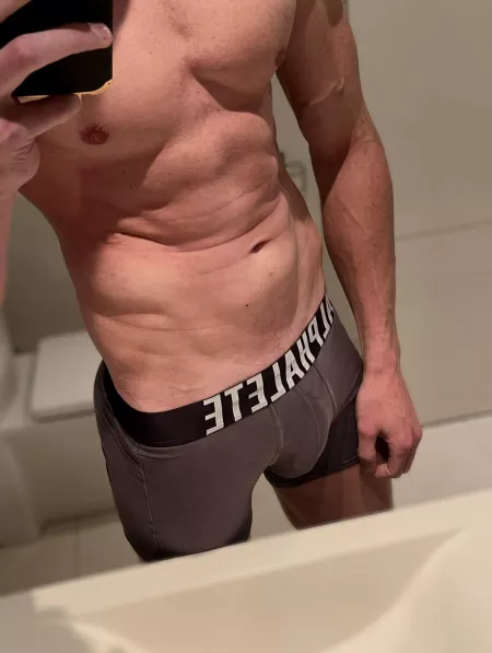 6’5 Aussie Male… Want a piece? 😏 by natesalvatore