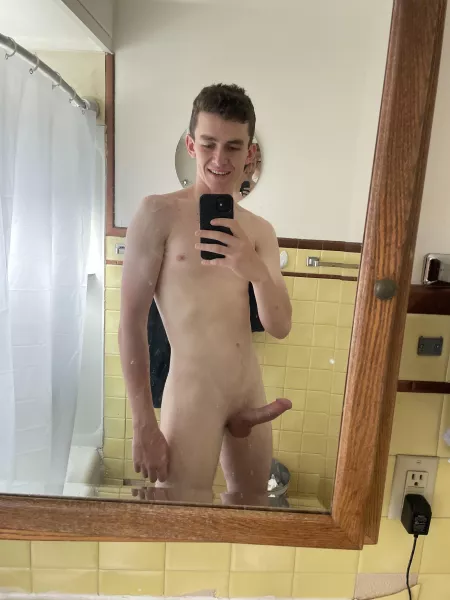 6’5” stud (20) by Outrageous-Book5250