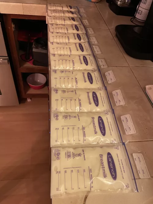 66oz bagged today, thinking about trying to make breast milk ice cream 🥰 by helpmefindthisbook13