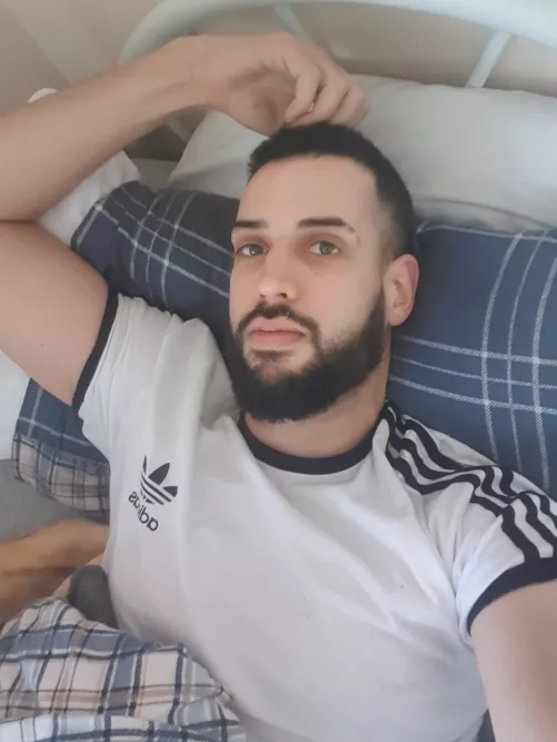 69 days clean and sober 😏 its nice to not look like a corpse ! by londonladse