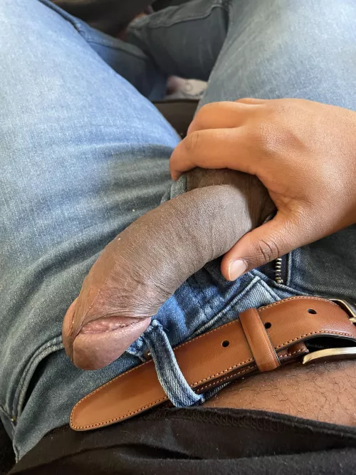 69 people are online rn. Nice. by Bigjerker27