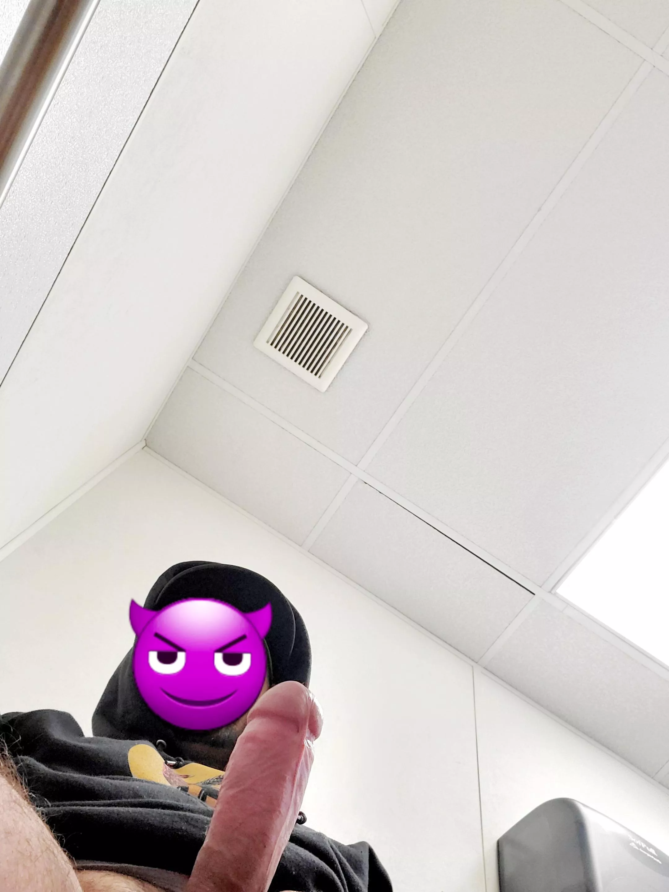 [6IN] need of an extra hand 😉 posted by Mindless_Valuable_58