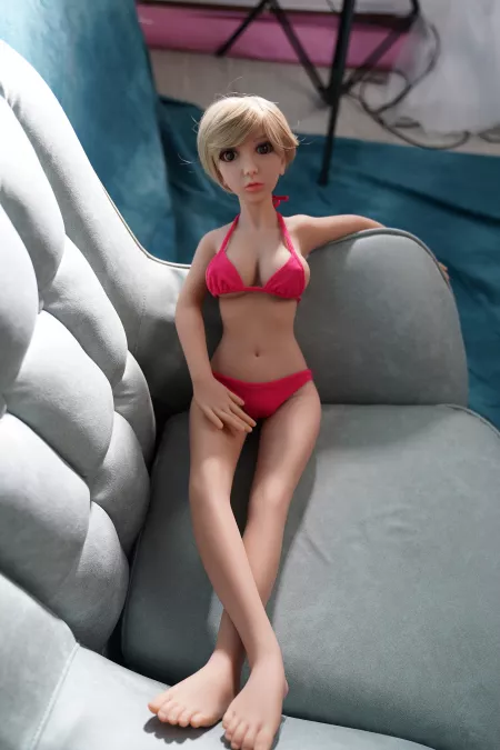 85cm lying in the sofa by DabLids