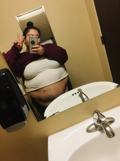 A baby feedee looking to see what’s new by EstablishmentJust335