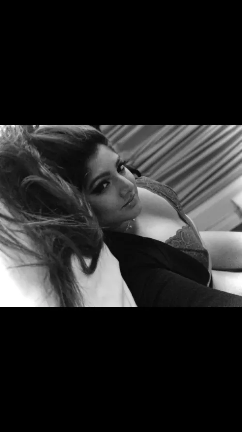 A big thank you to everyone who’s made my year so special 💕 Subscribe now for Decembers offers! Link in comments xx by Jfernando12