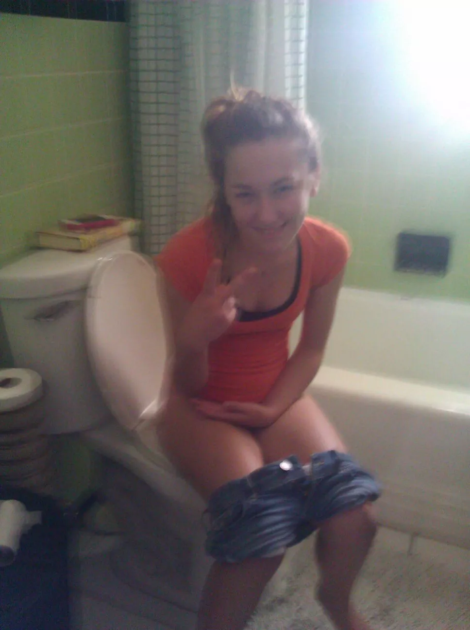 A bit blurry, but otherwise a nice pic posted by CatpainTpyos