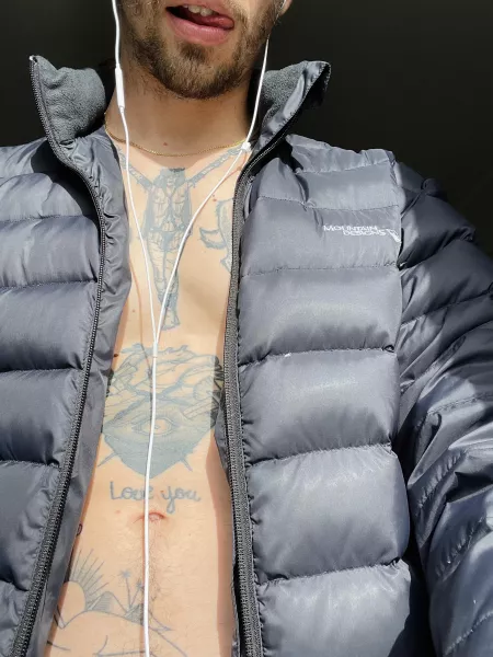 A bit more dressed than usually haha by TuttsArthur