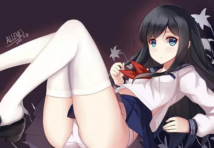 A bit of an upskirt posted by Havidintherev2