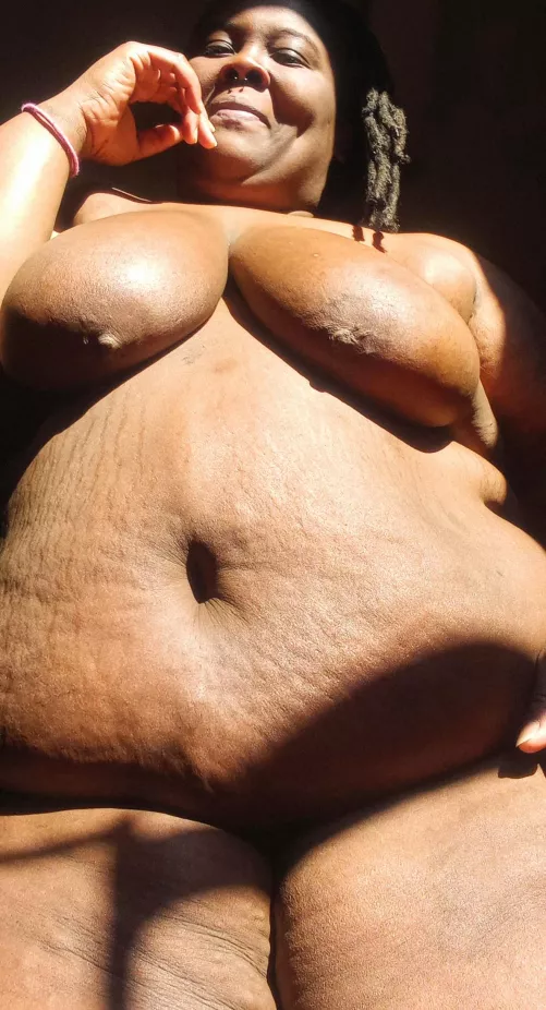 A body built for pleasure by rivers_0f_g0re