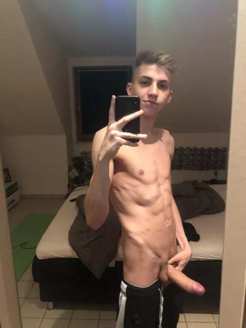 A bored German 😌 by Damnbro_420