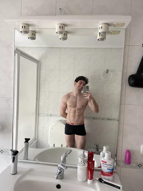 A Christmas gift by Wannabefitboy