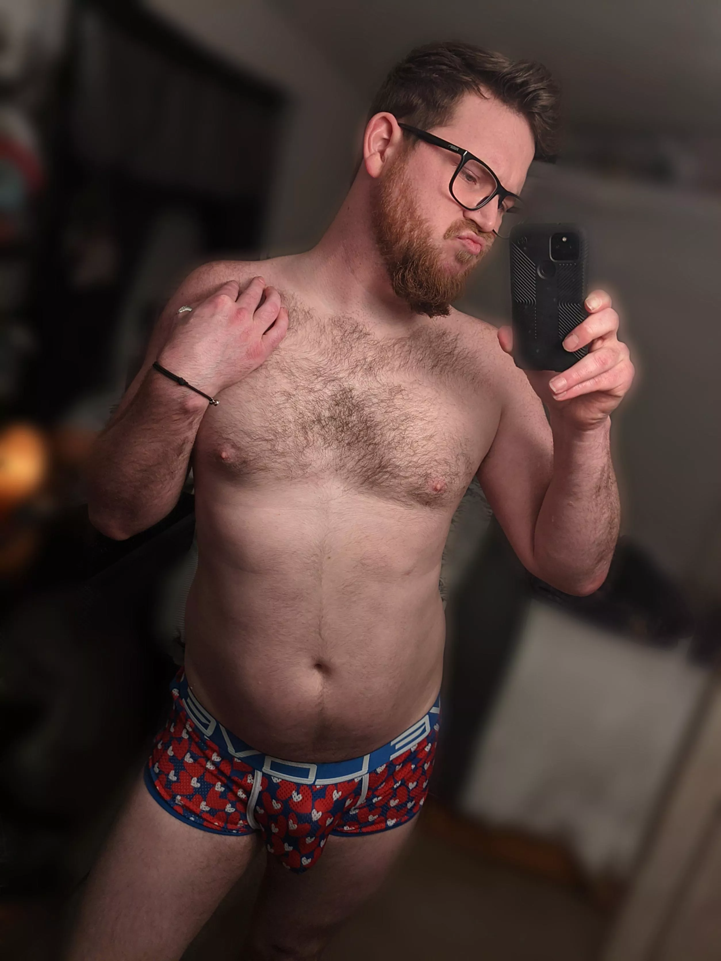 A Chubby Guy With His Bulge 🍆 (self) posted by rogueshadowcosplay