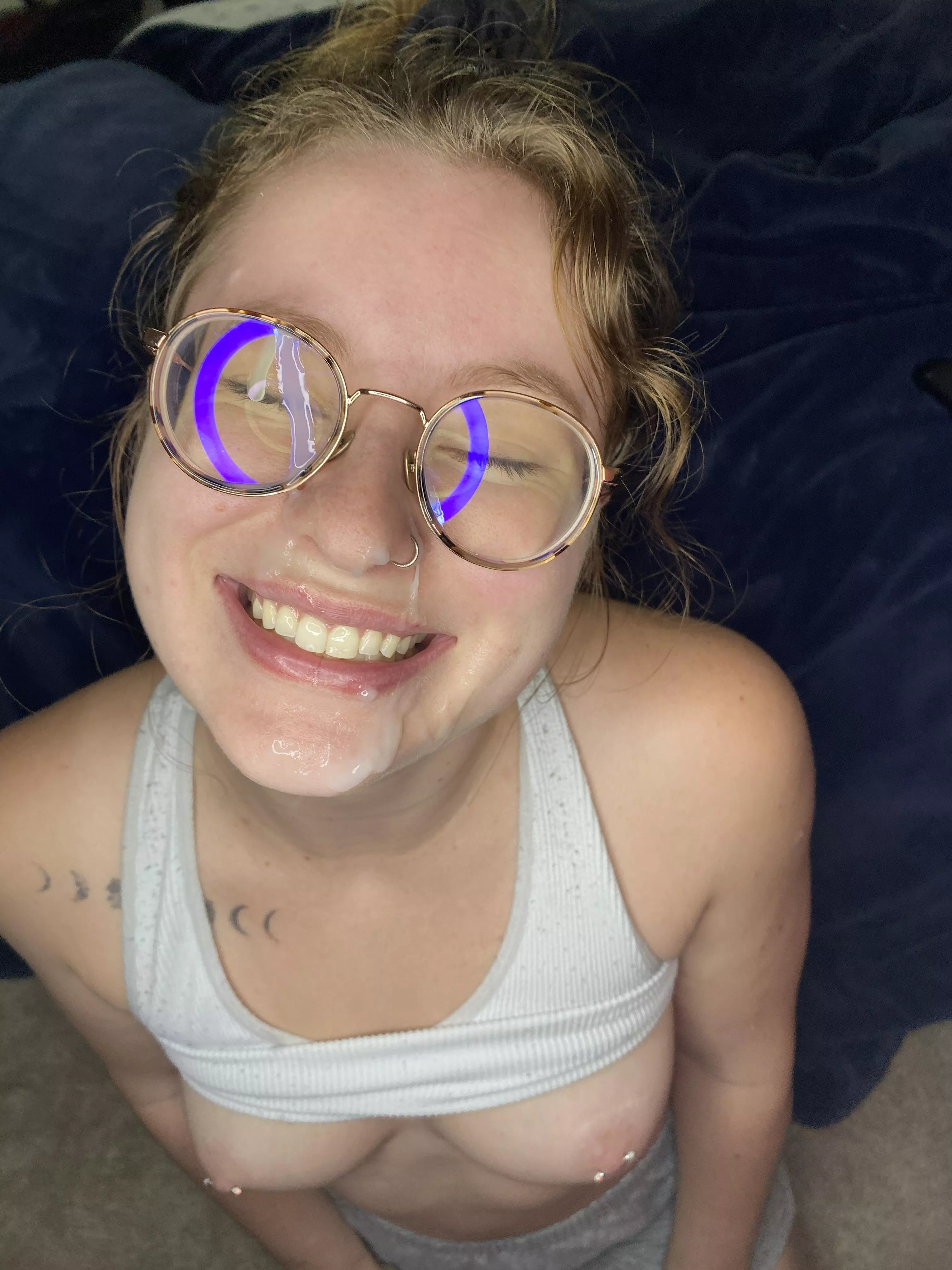 a cute cumshot <3 posted by mistyof98