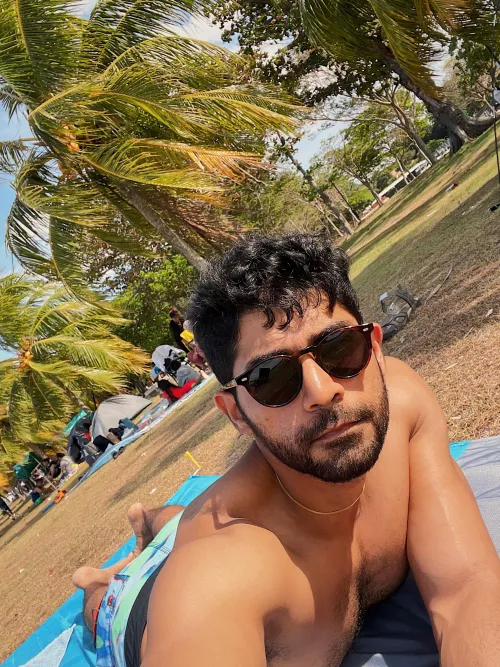 A day on the beach. by oradagan