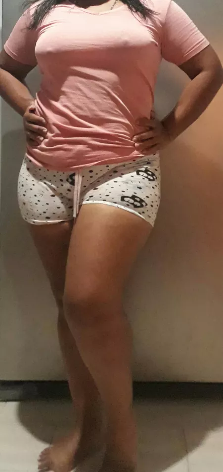 A feeder to help me. I am obedient 😈 by mariansexi14