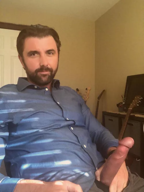 A follow up to my pic in r/bulges yesterday by MrMoJoeBiden