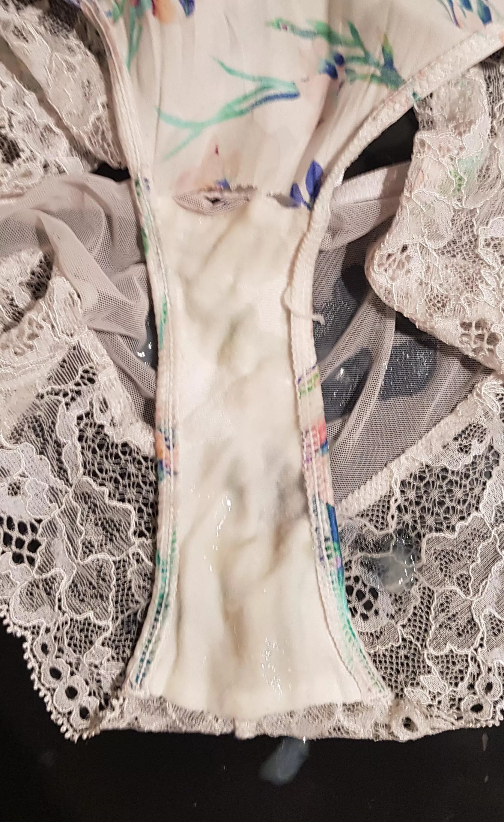 A friend has been asking for my dirty ones for a few years.This pair was going in the bin, so took pity on him and you can see the results 💦 posted by Maggie1816