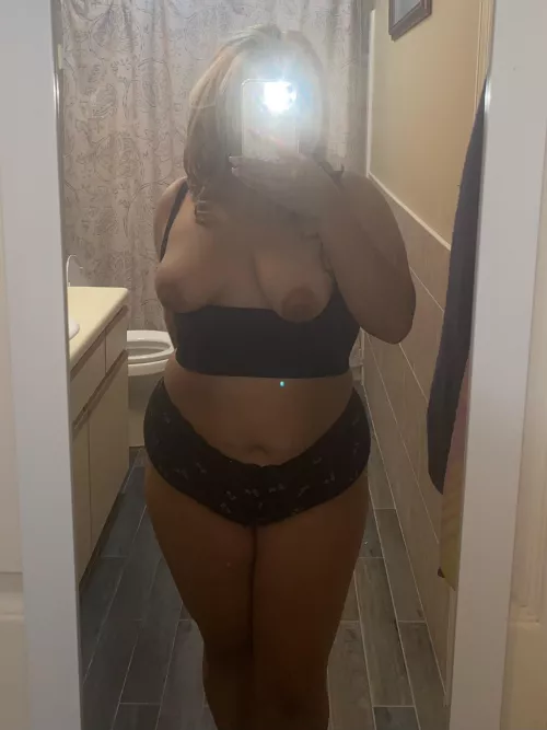 a full sexy piggy :) by bellamia-54