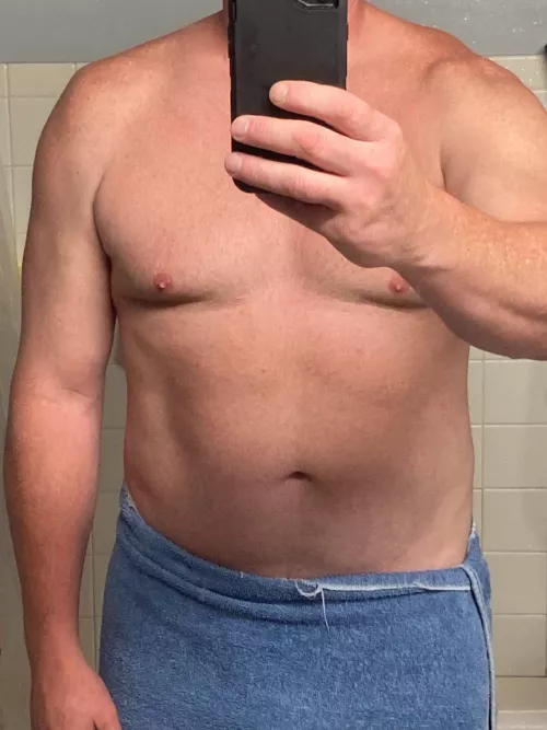 A glimpse of the Stag For those who have been asking. He’s a little camera shy. by Ibanez101