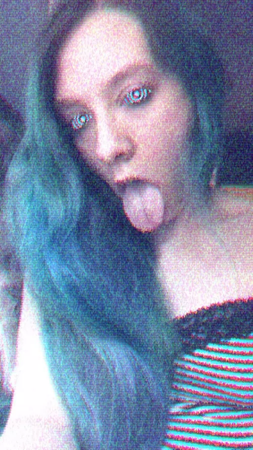 A good hypno slut by epicmoonmaker96