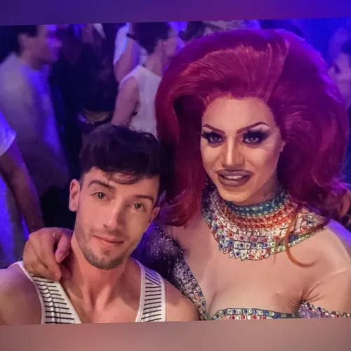 A Great night with a Beautiful Queen by Brammsterr