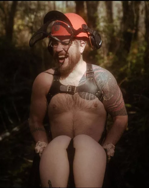 A happy lumberdaddy and an upside down sub by Sabersmyth