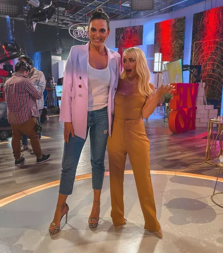 A head of difference by marianoarcas