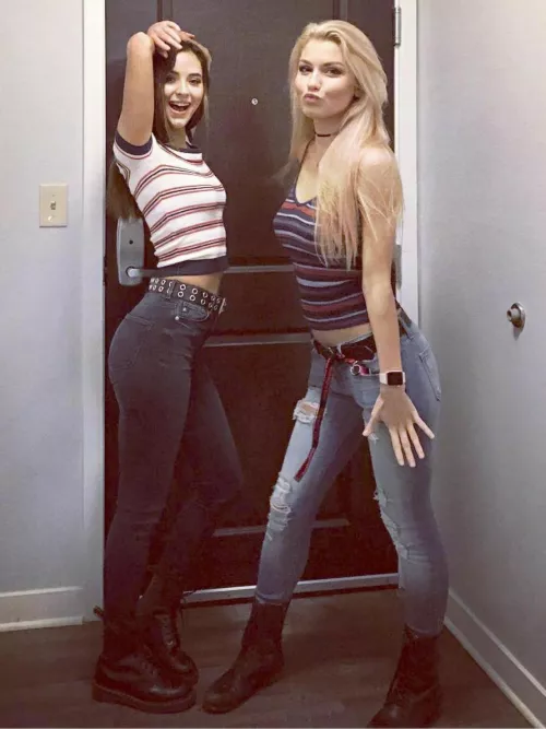 A hot pair [IRTR] by Faucent